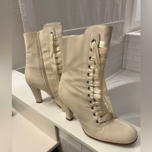 Free People vintage Newport News ribbonn lace up Victorian leather ankle boots